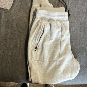 Men’s joggers